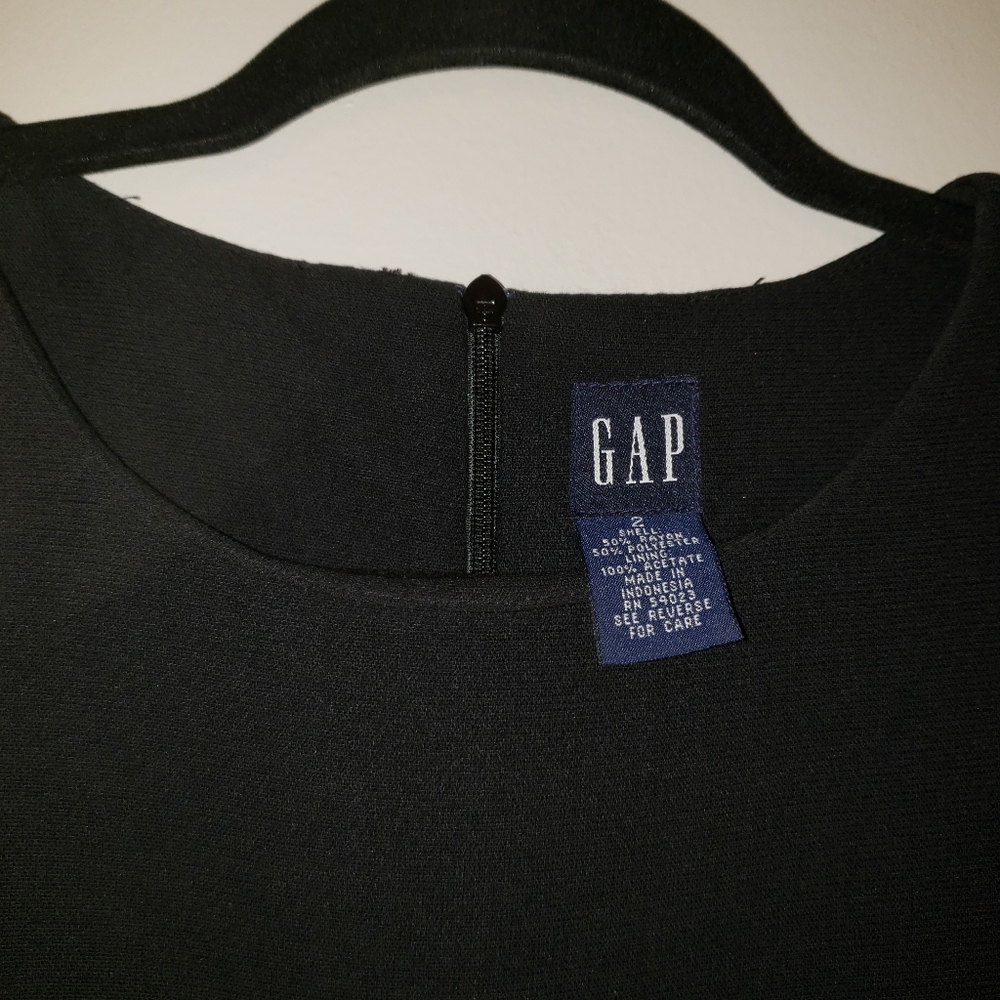 Gap vintage black dress. - Picture 4 of 5
